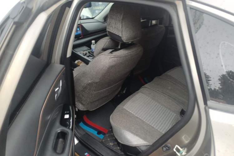 Used AION S 2023 Xuan 580 55.2 kWh Lithium Iron Phosphate Left Rear Seat