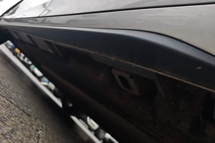 Used AION S 2023 Meizu 580 Lithium Iron Phosphate Left Side Sill