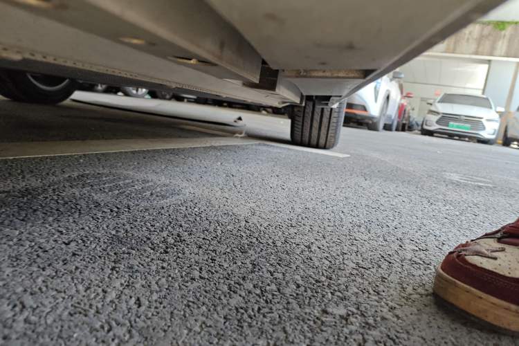 Used AION S 2023 Meizu 580 Lithium Iron Phosphate Left Side Sill