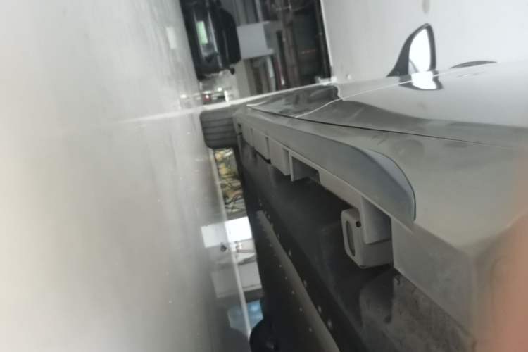 Used AION S 2023 Meizu 580 Lithium Iron Phosphate Left Side Sill