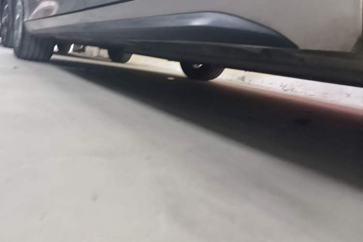 Used AION S 2023 Meizu 580 Lithium Iron Phosphate Left Side Sill