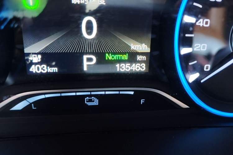Used AION S 2023 Meizu 580 Lithium Iron Phosphate Odometer Close Up