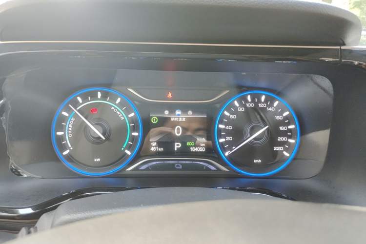 Used AION S 2023 Meizu 580 Lithium Iron Phosphate Odometer Close Up