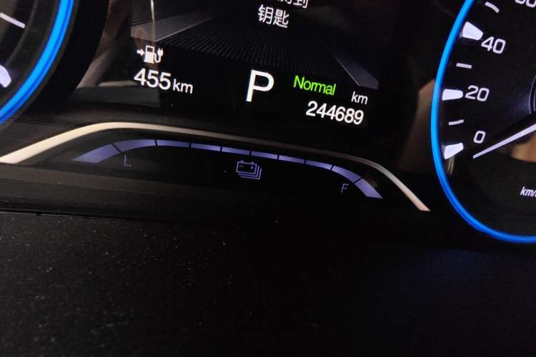 Used AION S 2023 Meizu 580 Lithium Iron Phosphate Odometer Close Up