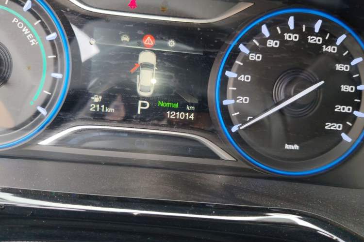 Used AION S 2023 Meizu 580 Lithium Iron Phosphate Odometer Close Up