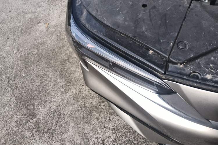 Used AION S 2023 Meizu 580 Lithium Iron Phosphate Right Front Headlight