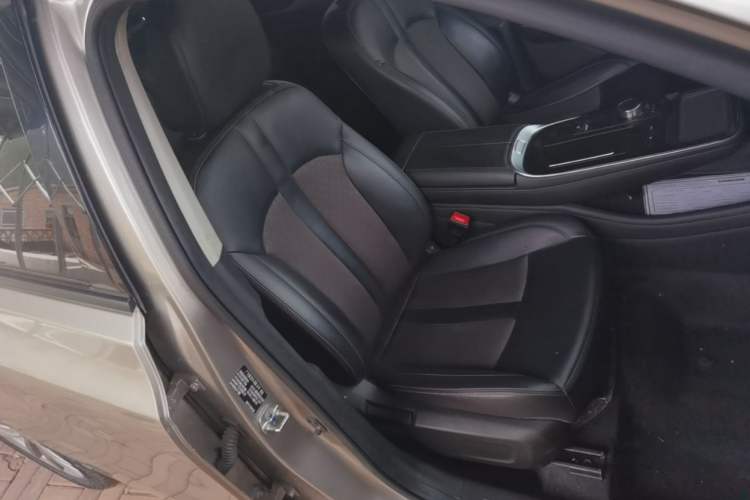 Used AION S 2023 Meizu 580 Lithium Iron Phosphate Right Front Seat