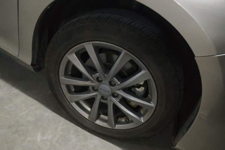 Used AION S 2023 Meizu 580 Lithium Iron Phosphate Right Front Wheel Hub
