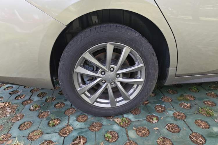 Used AION S 2023 Meizu 580 Lithium Iron Phosphate Right Rear Wheel Hub