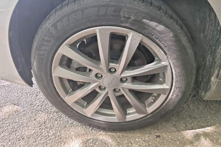 Used AION S 2023 Meizu 580 Lithium Iron Phosphate Right Rear Wheel Hub