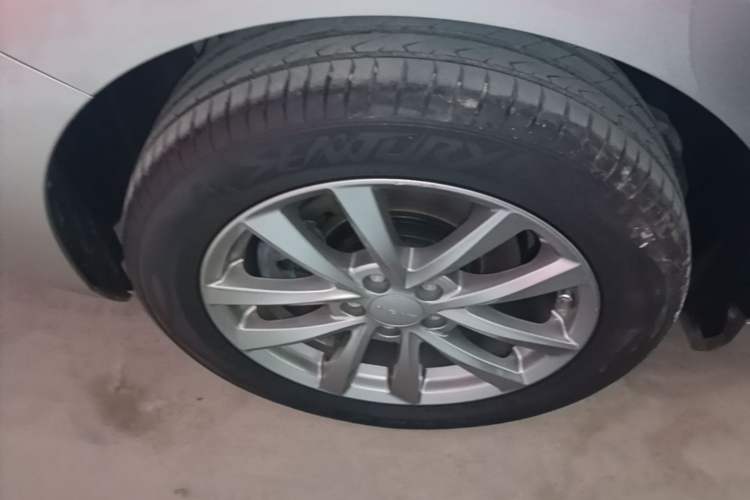 Used AION S 2023 Meizu 580 Lithium Iron Phosphate Right Rear Wheel Hub