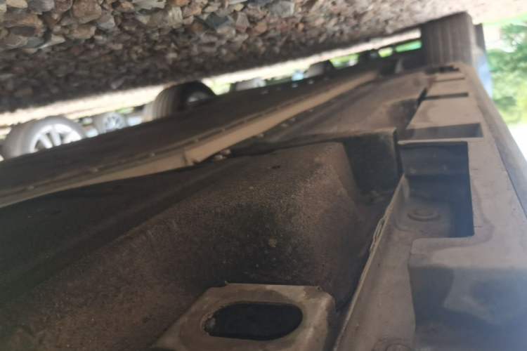 Used AION S 2023 Meizu 580 Lithium Iron Phosphate Right Side Sill