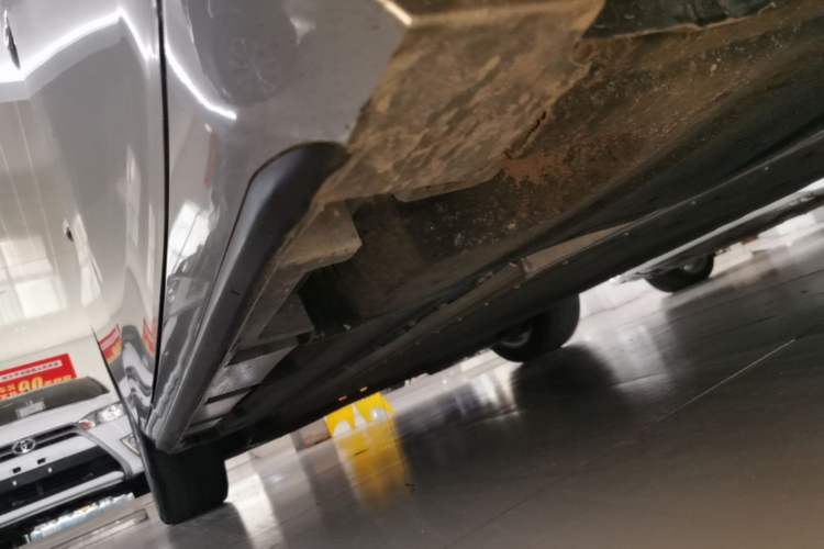 Used AION S 2023 Meizu 580 Lithium Iron Phosphate Right Side Sill