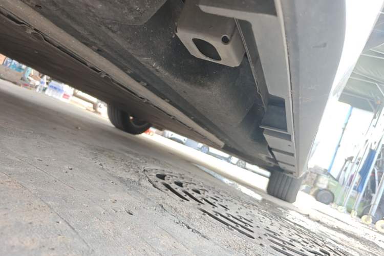 Used AION S 2023 Meizu 580 Lithium Iron Phosphate Right Side Sill