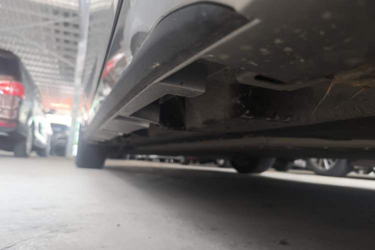 Used AION S 2023 Meizu 580 Lithium Iron Phosphate Right Side Sill