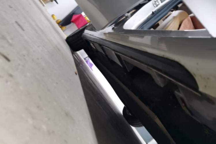 Used AION S 2023 Meizu 580 Lithium Iron Phosphate Right Side Sill