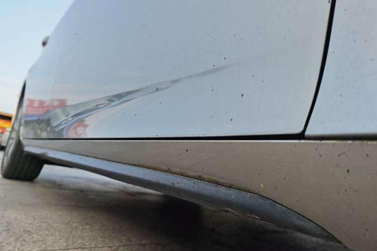 Used AION S 2023 Meizu 580 Lithium Iron Phosphate Right Side Sill