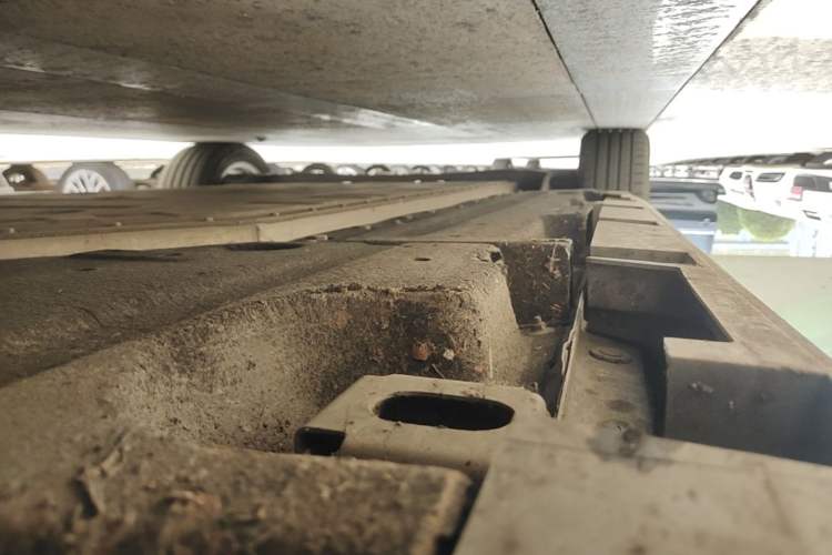 Used AION S 2023 Meizu 580 Lithium Iron Phosphate Right Side Sill