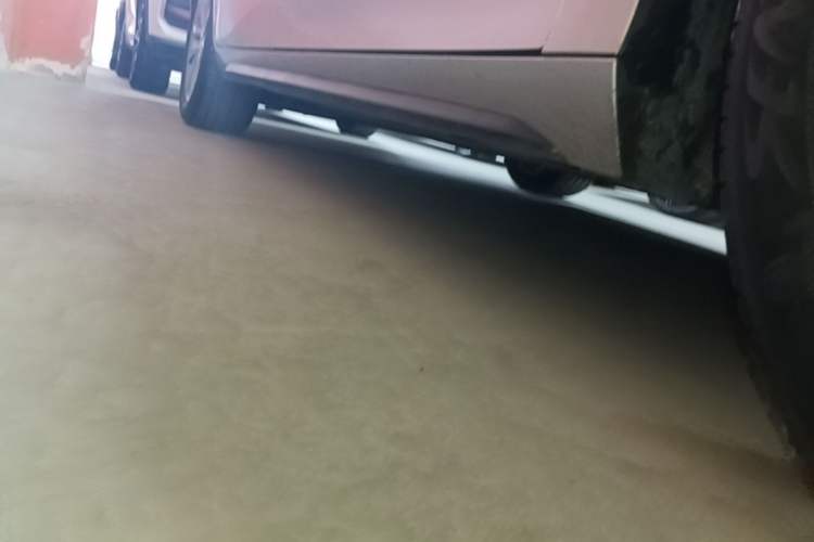 Used AION S 2023 Meizu 580 Lithium Iron Phosphate Right Side Sill
