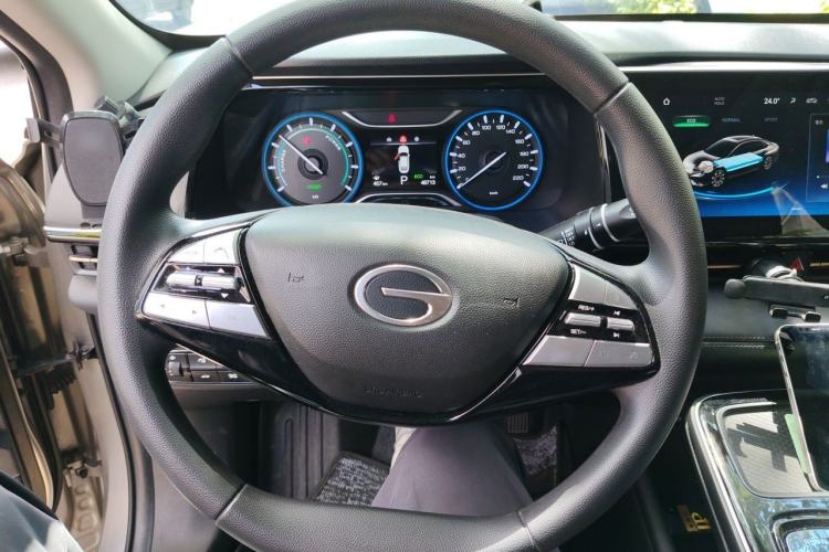 Used AION S 2023 Meizu 580 Lithium Iron Phosphate Steering Wheel