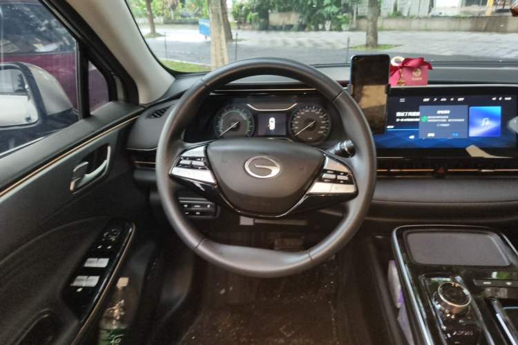 Used AION S 2023 Meizu 580 Lithium Iron Phosphate Steering Wheel