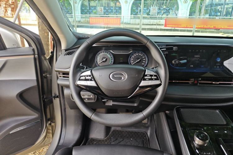 Used AION S 2023 Meizu 580 Lithium Iron Phosphate Steering Wheel