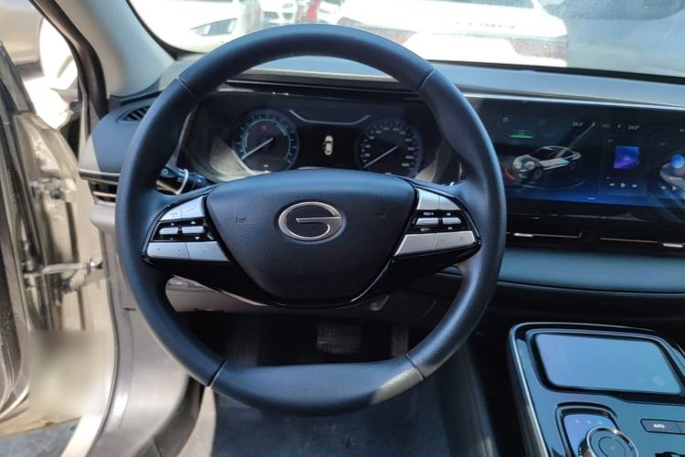 Used AION S 2023 Meizu 580 Lithium Iron Phosphate Steering Wheel