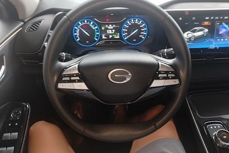 Used AION S 2023 Meizu 580 Lithium Iron Phosphate Steering Wheel
