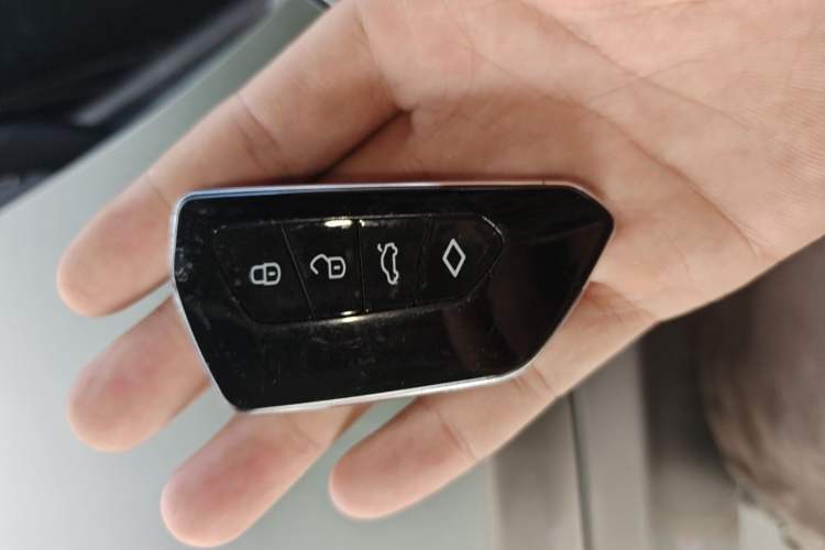 Used AION S 2023 Meizu 580 Lithium Iron Phosphate Vehicle Key