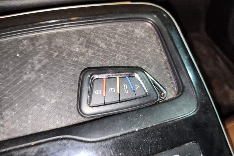 Used AION S 2023 Xuan 580 55.5 kWh Lithium Iron Phosphate Vehicle Key