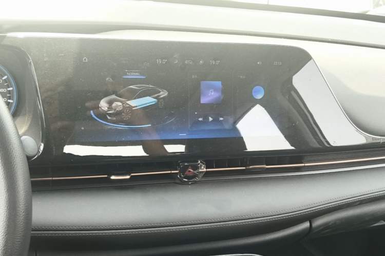 Used AION S 2023 Meizu 580 Lithium Iron Phosphate Audio And AC Panel