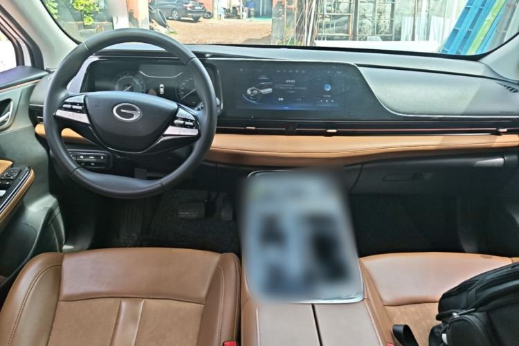 Used AION S 2023 Meizu 580 Lithium Iron Phosphate Center Console