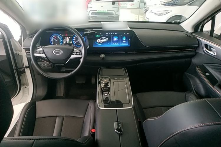 Used AION S 2023 Meizu 580 Lithium Iron Phosphate Center Console