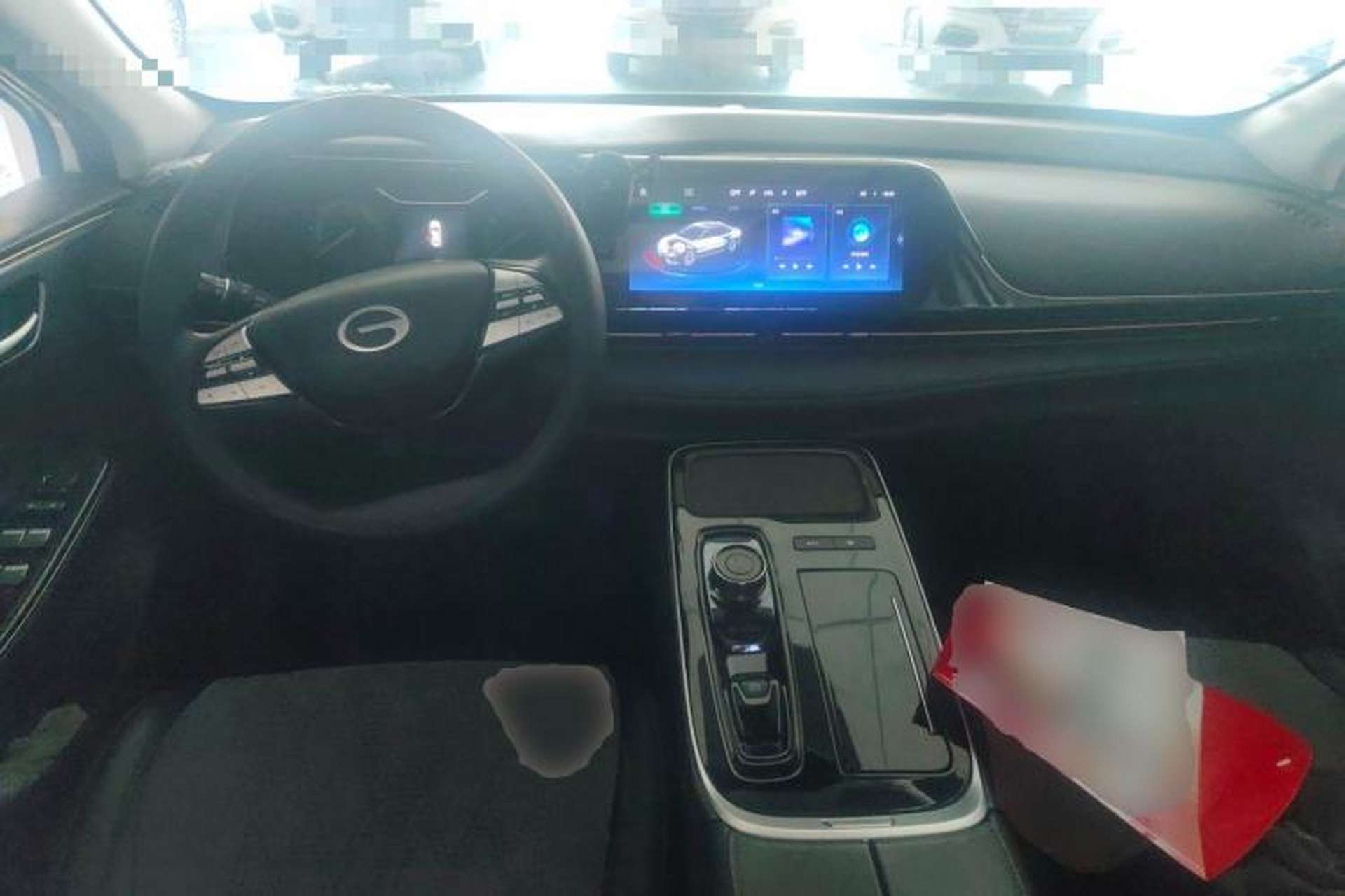 Used AION S 2023 Meizu 580 Lithium Iron Phosphate Center Console