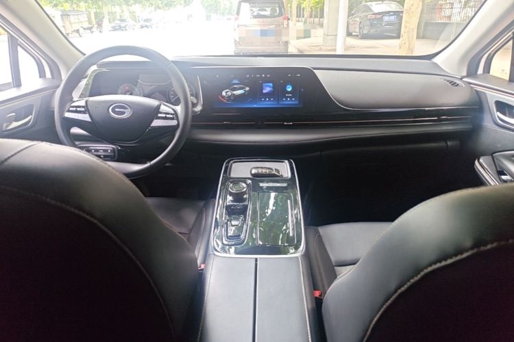 Used AION S 2023 Meizu 580 Lithium Iron Phosphate Center Console