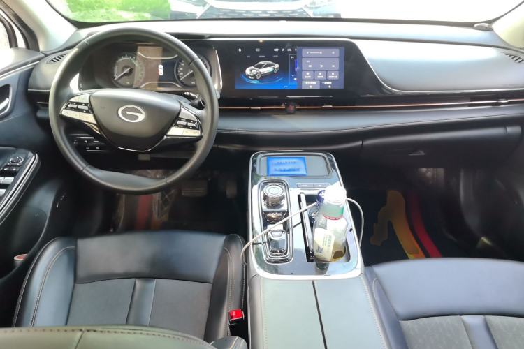 Used AION S 2023 Meizu 580 Lithium Iron Phosphate Center Console