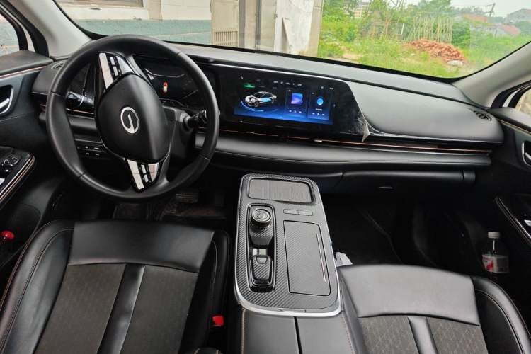 Used AION S 2023 Meizu 580 Lithium Iron Phosphate Center Console