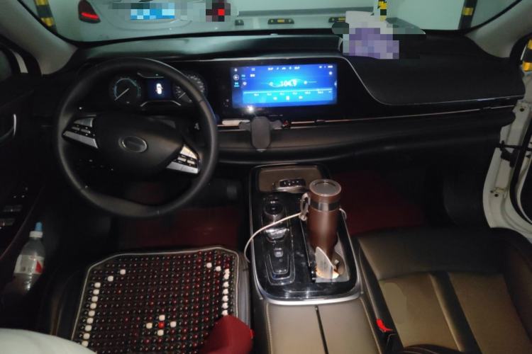 Used AION S 2023 Meizu 580 Lithium Iron Phosphate Center Console