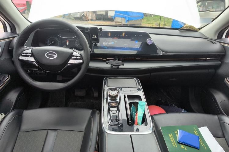 Used AION S 2023 Meizu 580 Lithium Iron Phosphate Center Console
