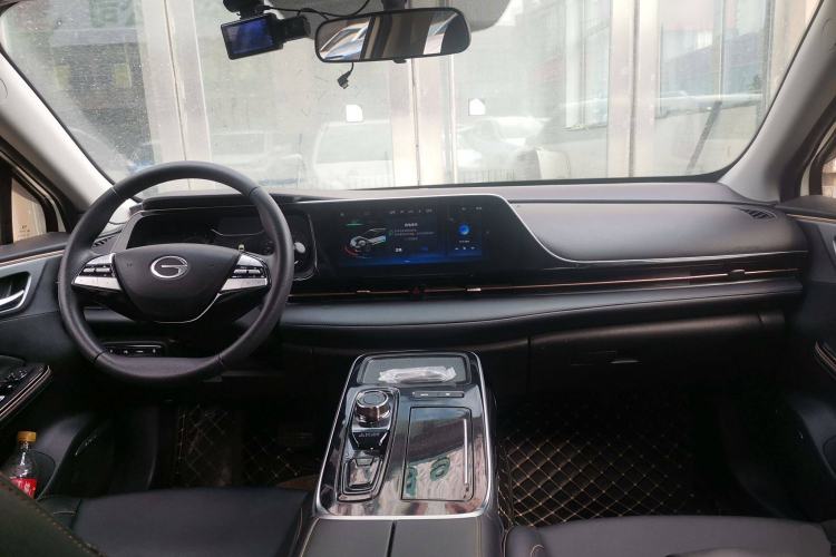 Used AION S 2023 Meizu 580 Lithium Iron Phosphate Center Console