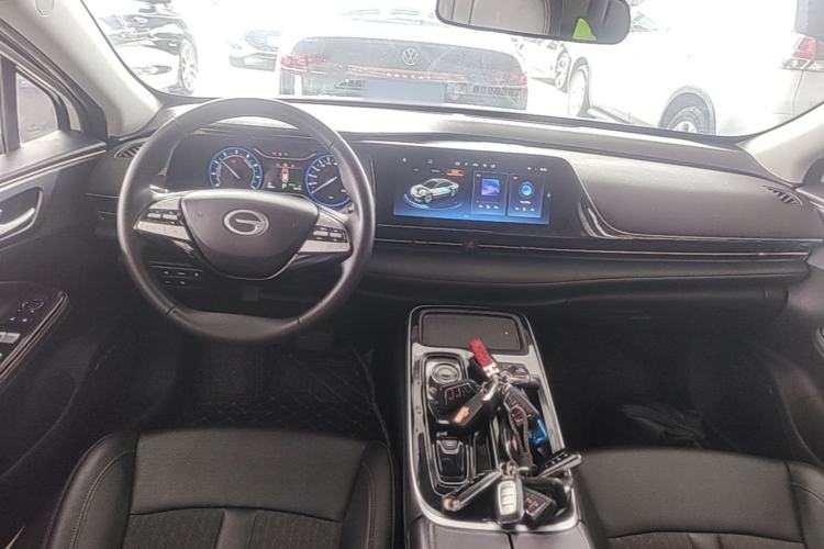 Used AION S 2023 Meizu 580 Lithium Iron Phosphate Center Console