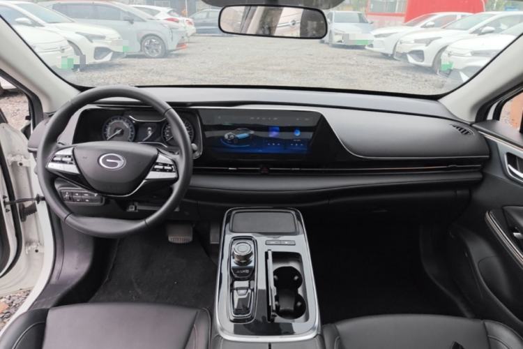 Used AION S 2023 Meizu 580 Lithium Iron Phosphate Center Console