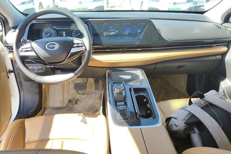 Used AION S 2023 Meizu 580 Lithium Iron Phosphate Center Console