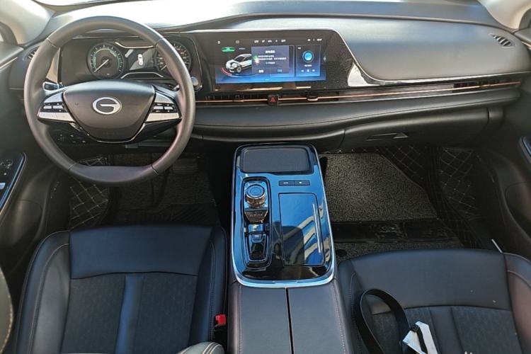 Used AION S 2023 Meizu 580 Lithium Iron Phosphate Center Console