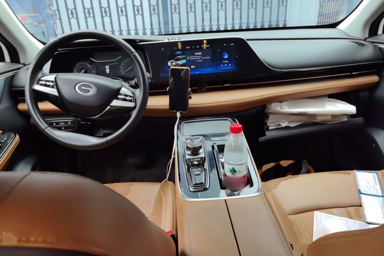 Used AION S 2023 Meizu 580 Lithium Iron Phosphate Center Console