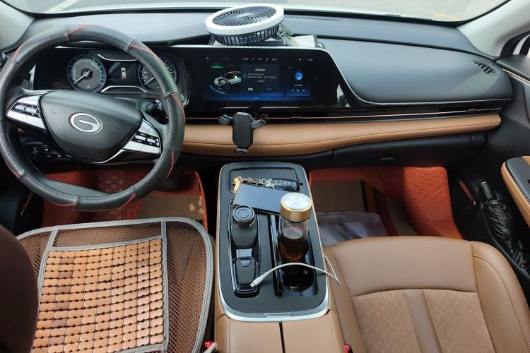Used AION S 2023 Meizu 580 Lithium Iron Phosphate Center Console