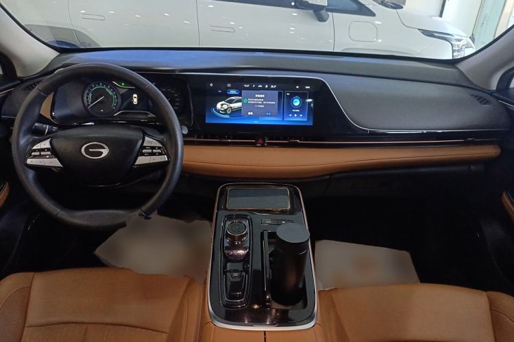 Used AION S 2023 Meizu 580 Lithium Iron Phosphate Center Console