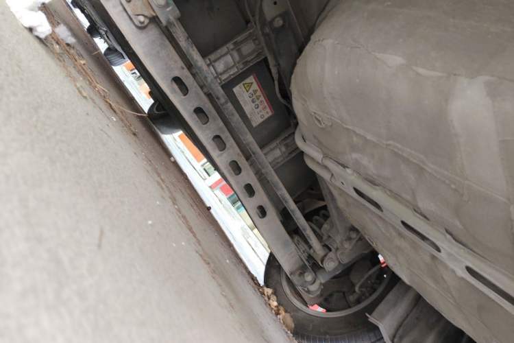 Used AION S 2023 Meizu 580 Lithium Iron Phosphate Chassis Rear