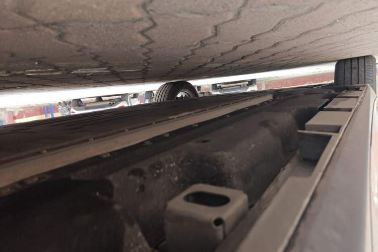 Used AION S 2023 Meizu 580 Lithium Iron Phosphate Chassis Rear Left