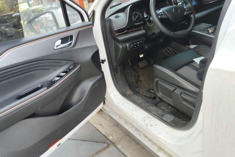 Used AION S 2023 Meizu 580 Lithium Iron Phosphate Driver Seat